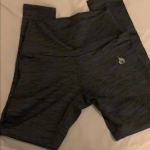 Like New! Ryderwear Black Zebra Leggings Medium